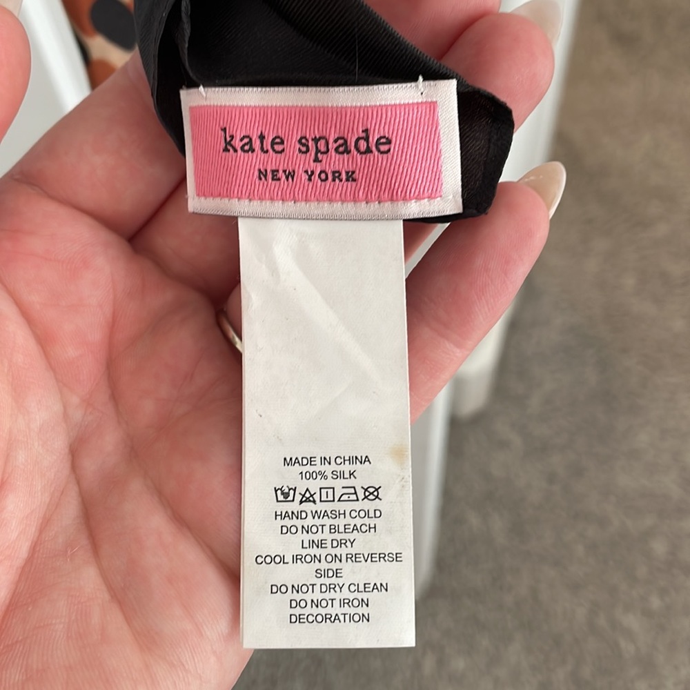 Kate Spade scrunchie - Picture 2 of 2
